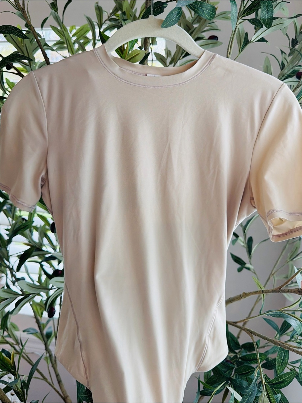 Lululemon Wundermost Nulu Bodysuit Mojave Tan Size Small EUC